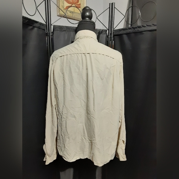 Exofficio Women's Beige Button Down Shirt Zip Pockets Long Sleeve Size XLTG - Picture 6 of 7